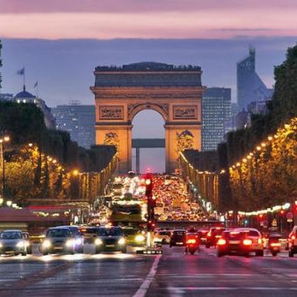 Meet your Posher, Kay - Picture 1 of 1